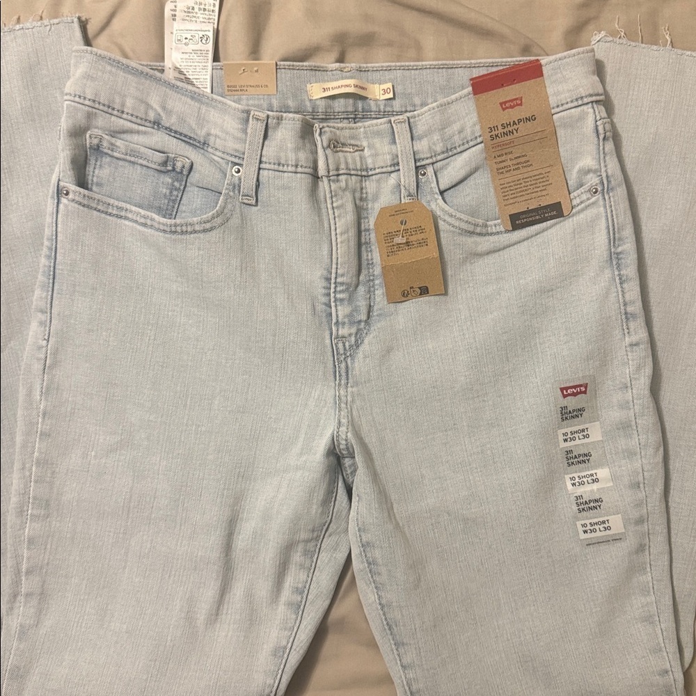 Levi’s Women Skinny Shaping Jeans 30/30 Short